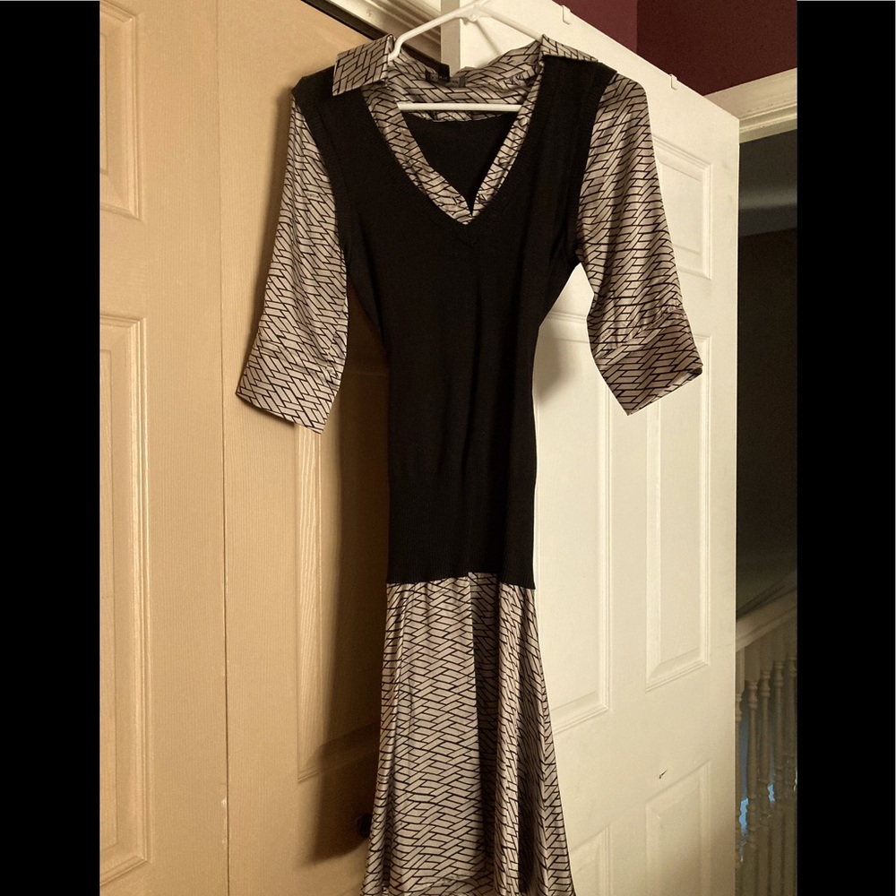 Adorable stretch bebe flair and fit dress